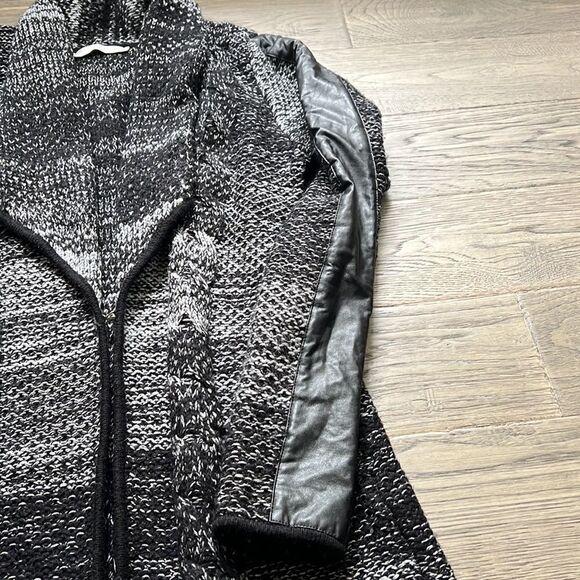 🔥emu🔥 | Dark 100% Merino Wool Knit Sarina Cardigan  Sweater - Picture 7 of 16
